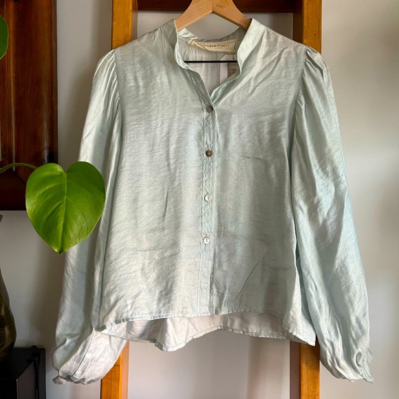 NWT Jen’s Pirate Booty SZ S Silver Blue Blouse! - Picture 2 of 10